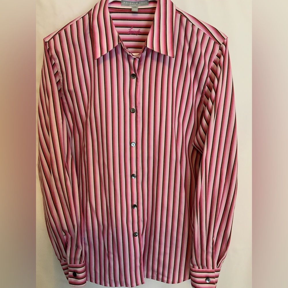 Wrinkle-free blouse